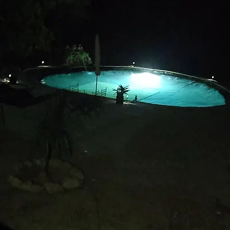 Tranquil Retreat With Shared Pool In Esti, Portugal Chalet Estoi